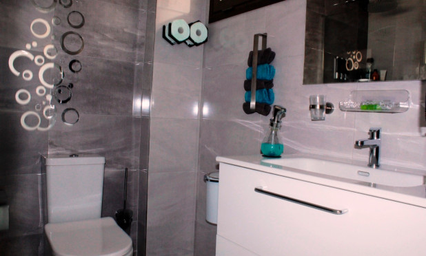 Resale - Apartment / flat - Villamartín - Los Dolses