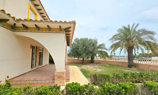 Resale - Villa - Elche - La Marina