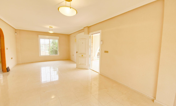 Resale - Villa - Elche - La Marina