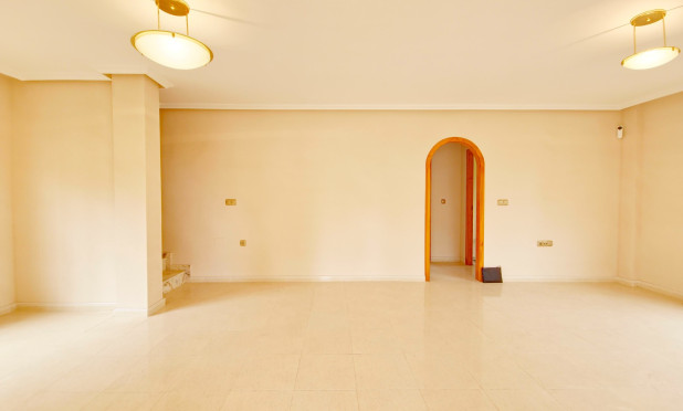 Resale - Villa - Elche - La Marina