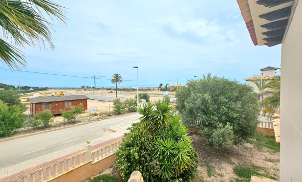 Resale - Villa - Elche - La Marina