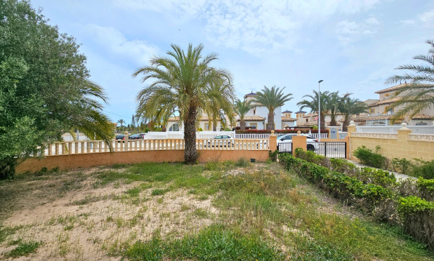 Resale - Villa - Elche - La Marina