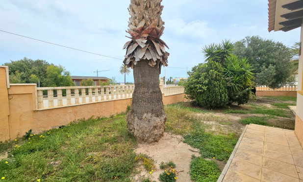 Resale - Villa - Elche - La Marina
