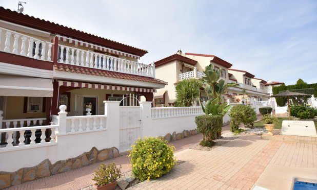 Resale - Townhouse - Ciudad Quesada - Doña pepa