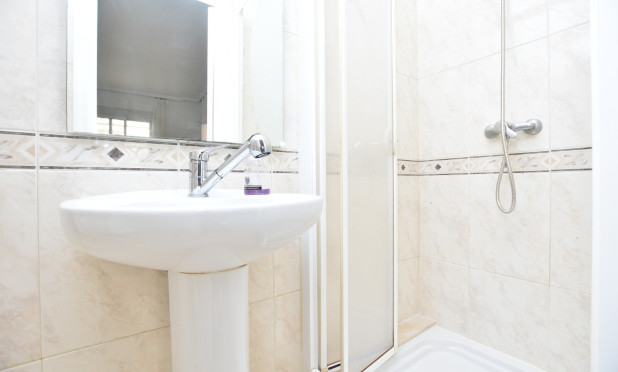 Resale - Townhouse - Ciudad Quesada - Doña pepa