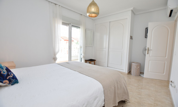 Resale - Townhouse - Ciudad Quesada - Doña pepa