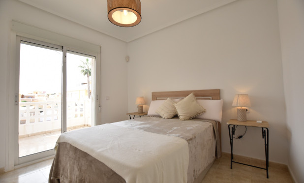 Resale - Townhouse - Ciudad Quesada - Doña pepa