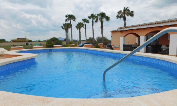 Odsprzedaż - Villa - Dolores