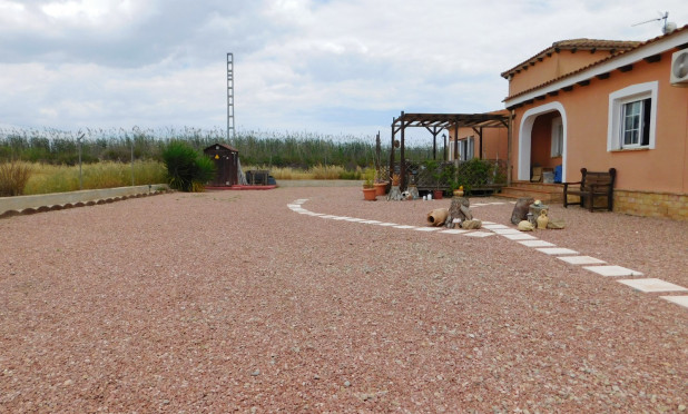 Odsprzedaż - Villa - Dolores