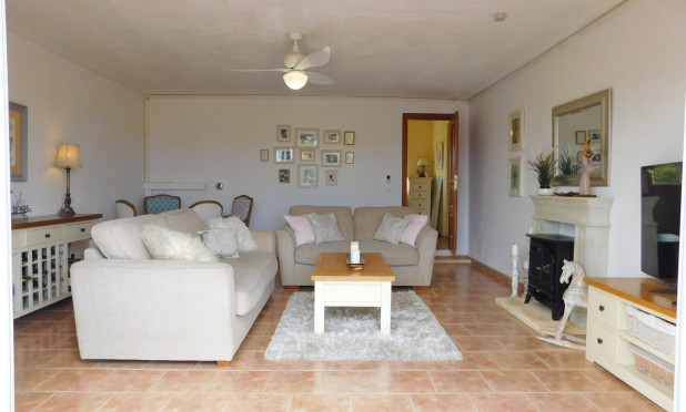 Odsprzedaż - Villa - Dolores