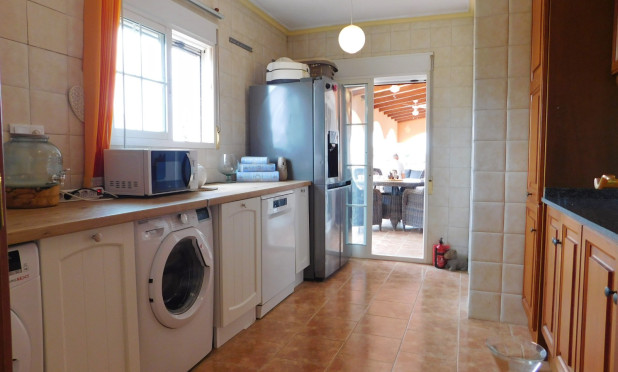 Odsprzedaż - Villa - Dolores