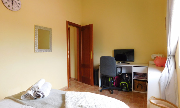 Odsprzedaż - Villa - Dolores