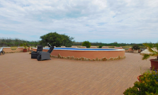 Odsprzedaż - Villa - Dolores