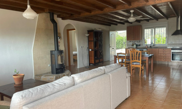 Resale - Finca / Country Property - Abanilla