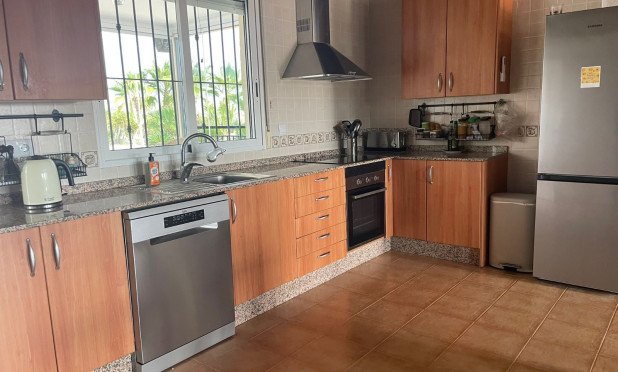 Resale - Finca / Country Property - Abanilla