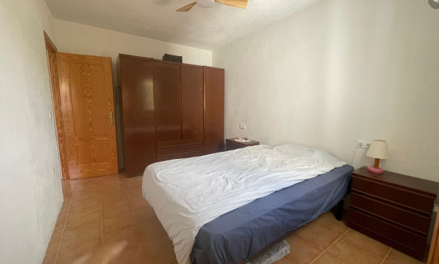 Resale - Finca / Country Property - Abanilla