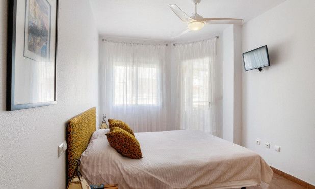 Resale - Apartment / flat - Orihuela Costa - Campoamor