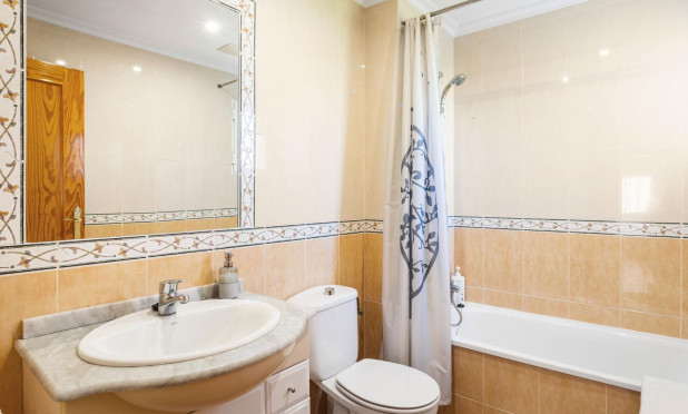 Resale - Apartment / flat - Orihuela Costa - Campoamor