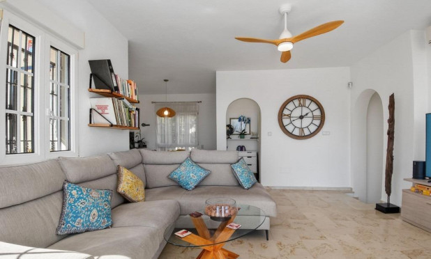 Resale - Villa - Orihuela Costa - Las Ramblas