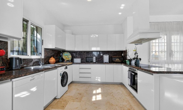 Resale - Villa - Orihuela Costa - Las Ramblas