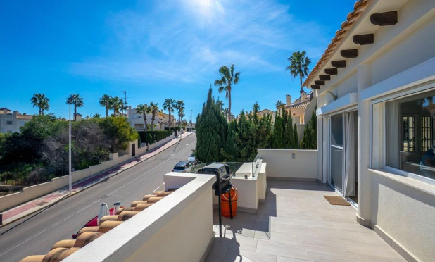 Resale - Villa - Orihuela Costa - Las Ramblas