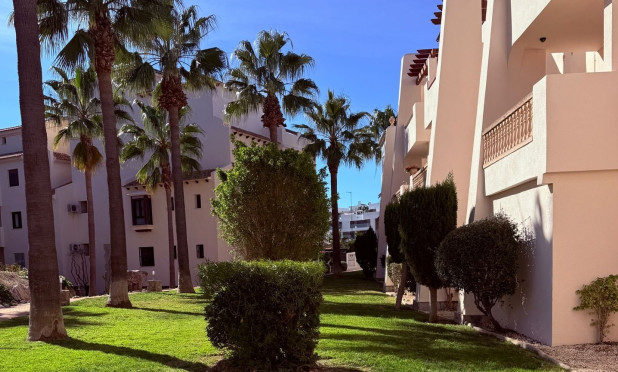 Resale - Apartment / flat - Orihuela Costa - Las Ramblas