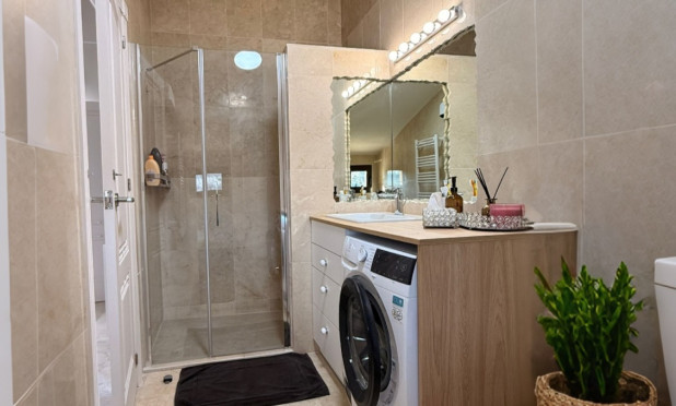 Resale - Apartment / flat - Orihuela Costa - Las Ramblas