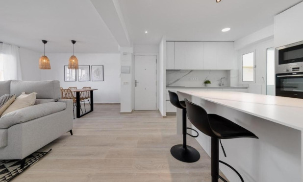 Wiederverkauf - Wohnung - Torrevieja - Playa del Cura