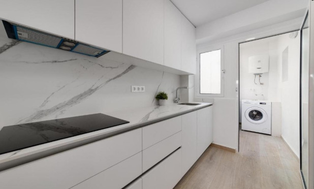 Wiederverkauf - Wohnung - Torrevieja - Playa del Cura