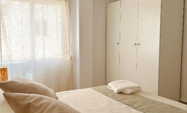 Wiederverkauf - Wohnung - Torrevieja - Playa del Cura