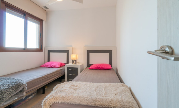 Resale - Apartment / flat - Orihuela Costa - Dehesa de campoamor