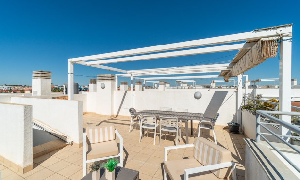 Resale - Apartment / flat - Orihuela Costa - Dehesa de campoamor