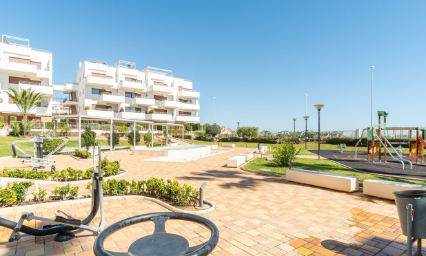 Resale - Apartment / flat - Orihuela Costa - Dehesa de campoamor