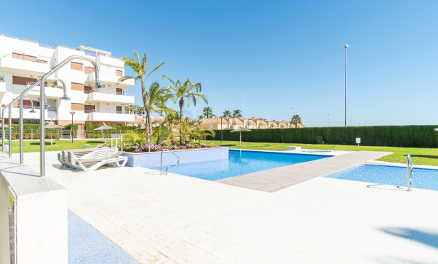 Resale - Apartment / flat - Orihuela Costa - Dehesa de campoamor