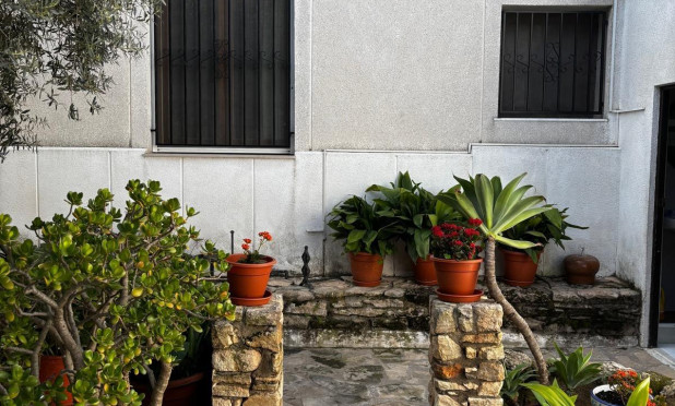 Wiederverkauf - Finca / Landgut - Benejúzar