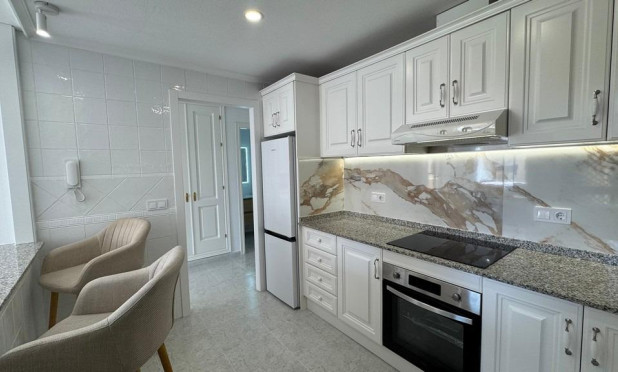 Herverkoop - Appartement / flat - Orihuela Costa - Las Filipinas