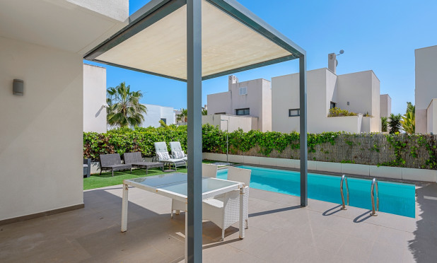 Herverkoop - Villa - Ciudad Quesada