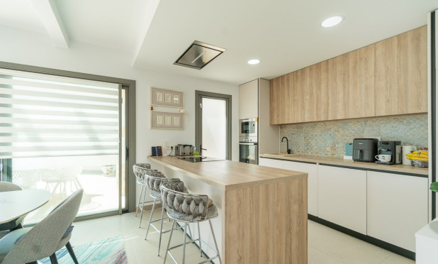 Revente - Villa - Orihuela Costa - Villamartin Golf