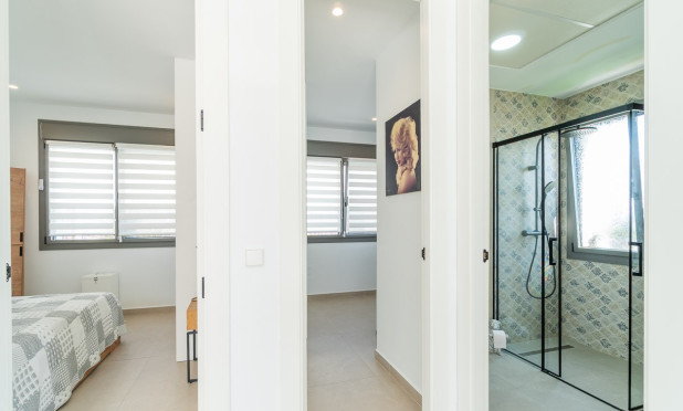 Revente - Villa - Orihuela Costa - Villamartin Golf