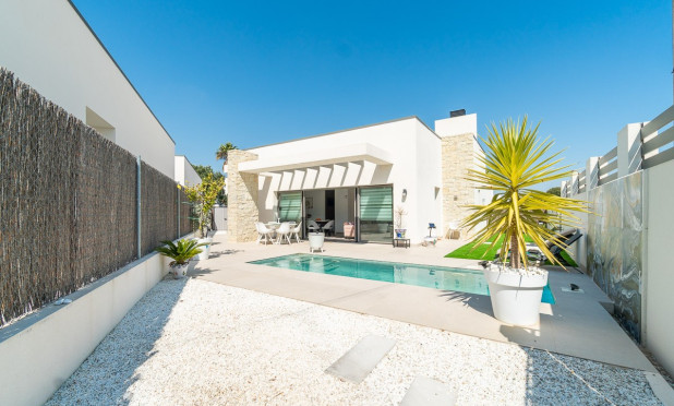 Revente - Villa - Orihuela Costa - Villamartin Golf