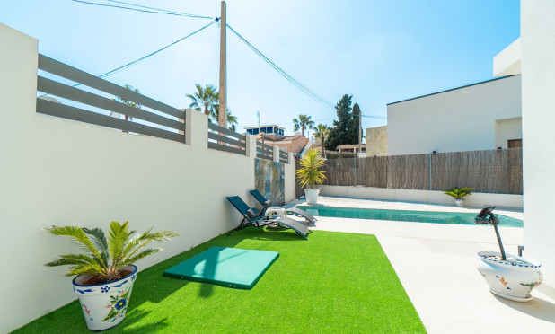 Revente - Villa - Orihuela Costa - Villamartin Golf