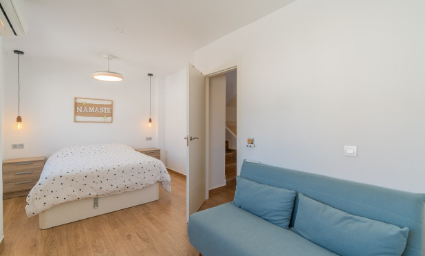 Resale - Townhouse - Torrevieja - El Limonar