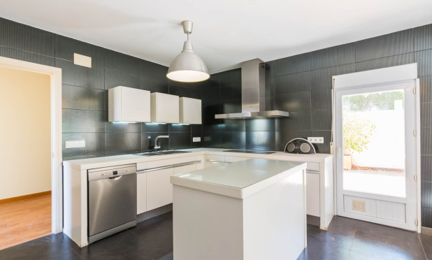 Resale - Villa - Molina De Segura - MOLINA DEL SEGURA