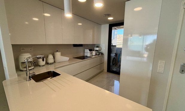 Resale - Apartment / flat - Benidorm - Zona de Poniente