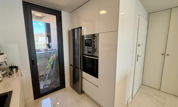 Resale - Apartment / flat - Benidorm - Zona de Poniente