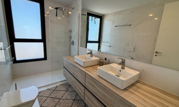 Resale - Apartment / flat - Benidorm - Zona de Poniente