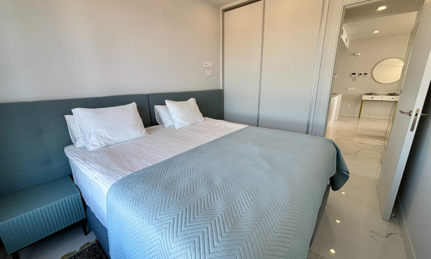 Resale - Apartment / flat - Benidorm - Zona de Poniente