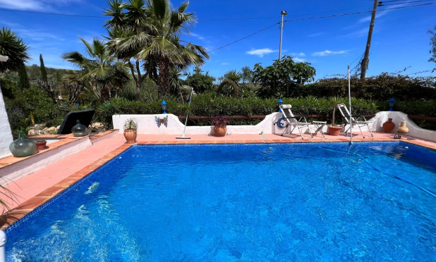 Resale - Finca / Country Property - Cartagena