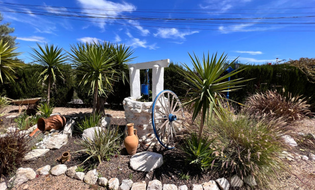 Resale - Finca / Country Property - Cartagena