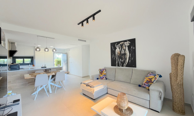 Resale - Apartment / flat - Pilar de la Horadada - Lo Romero Golf